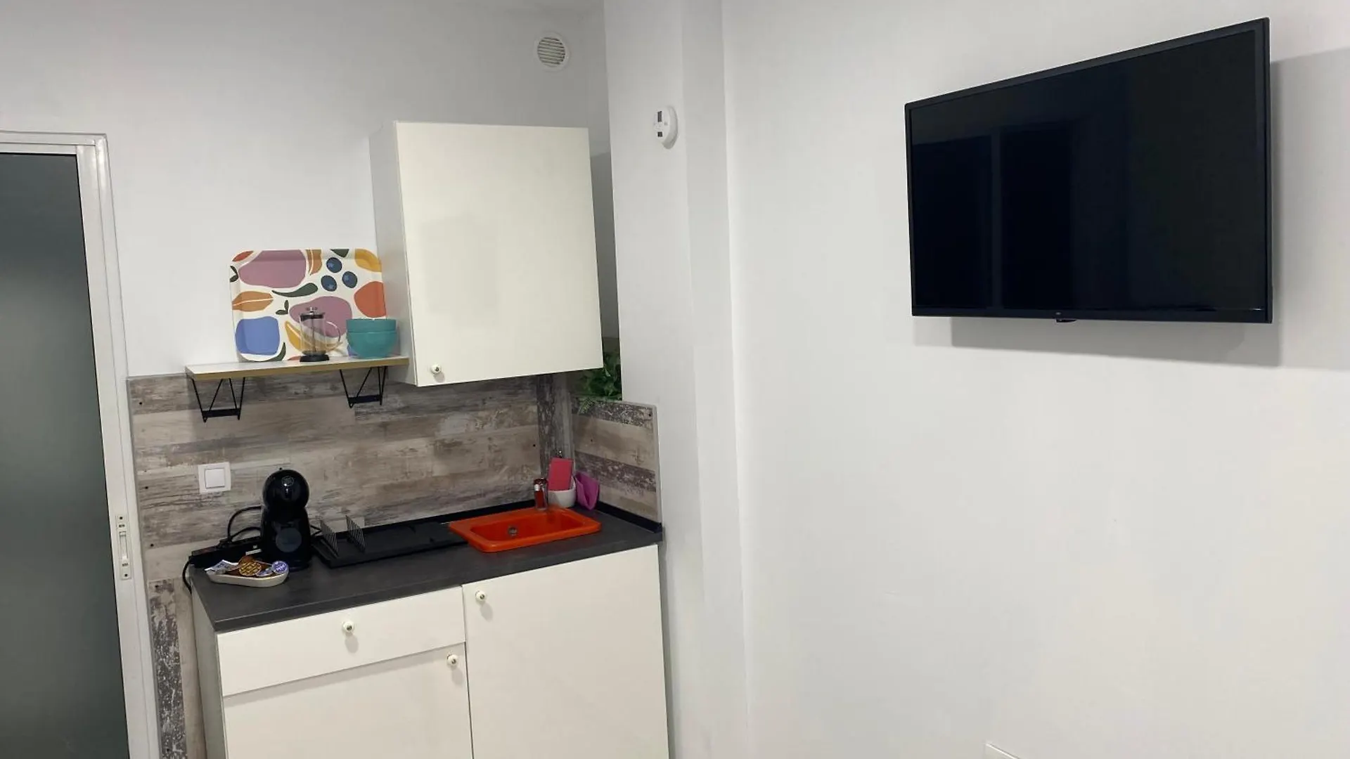 Nirvana Comfort Apartments 2 Saloniki Grecja